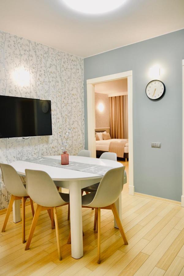 Jessapart- Babka Tower Apartment * Warsaw