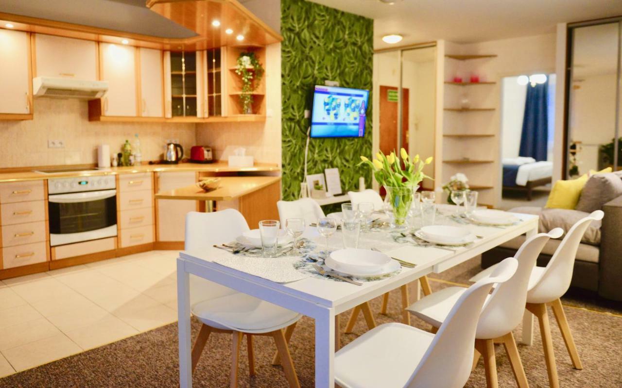 Jessapart- Babka Tower Apartment Warsaw